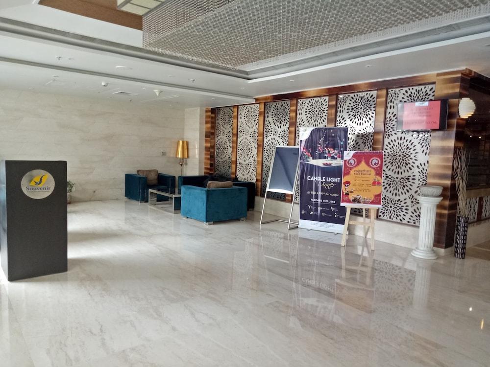 Renest Jaipur Hotell Exteriör bild